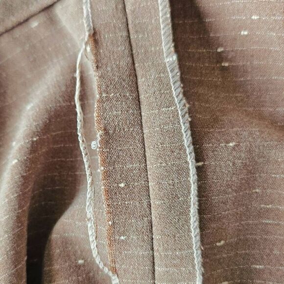 subversive tailored tank top - Picture 6 of 6